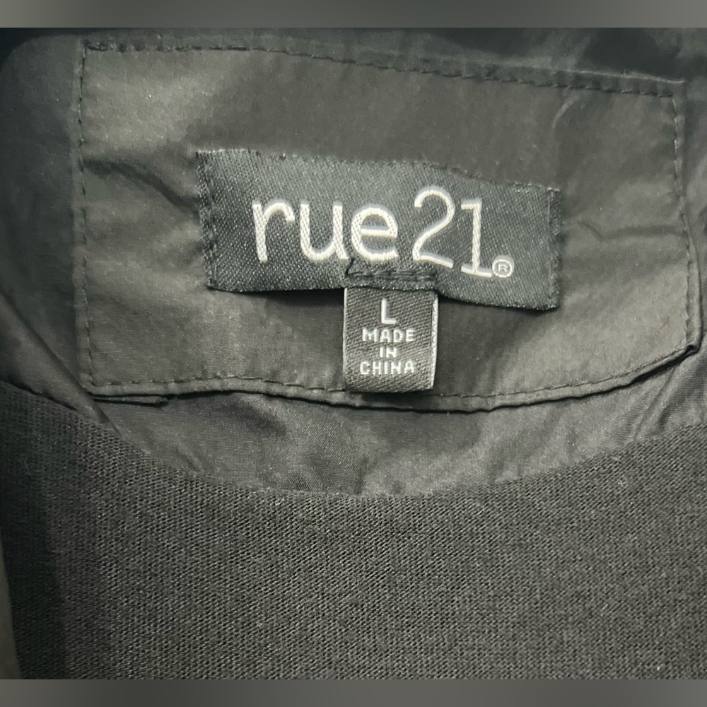Rue21 size L Red and Black Windbreaker - Picture 2 of 4